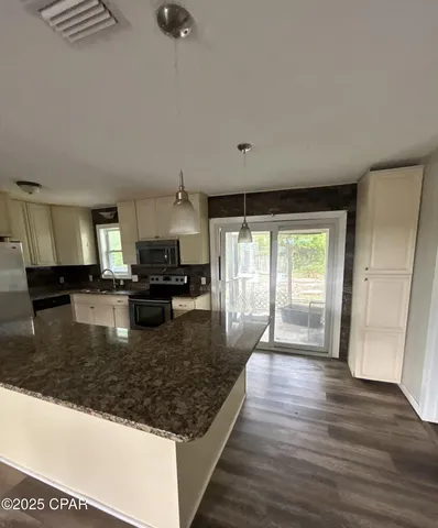 $144,900 | 2004 Greenbriar Boulevard, Lynn Haven, FL 32444