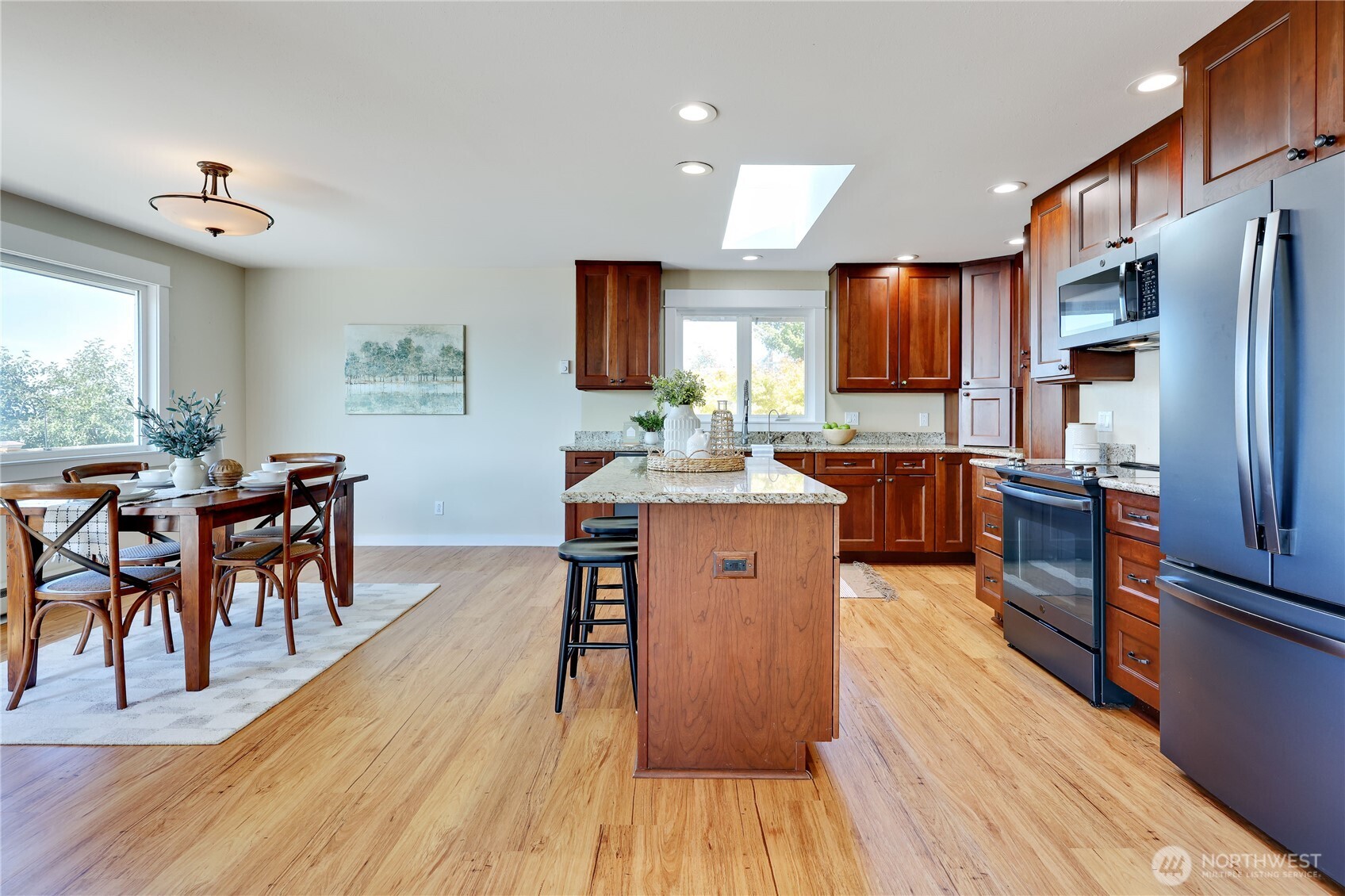 231 Victoria Loop Port Townsend, WA 98368 - Photo 8 of 40 Gallery Image 8