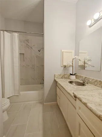 $2,400 | 3810 Paigewood Drive, Pearland, TX 77584