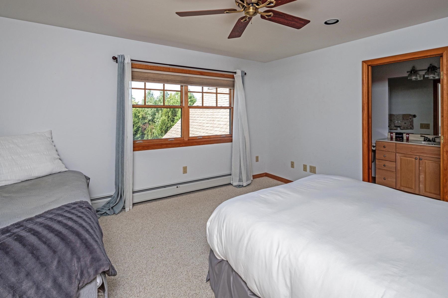 643 Bryan Road Stowe, VT 05672 - Photo 22 of 40