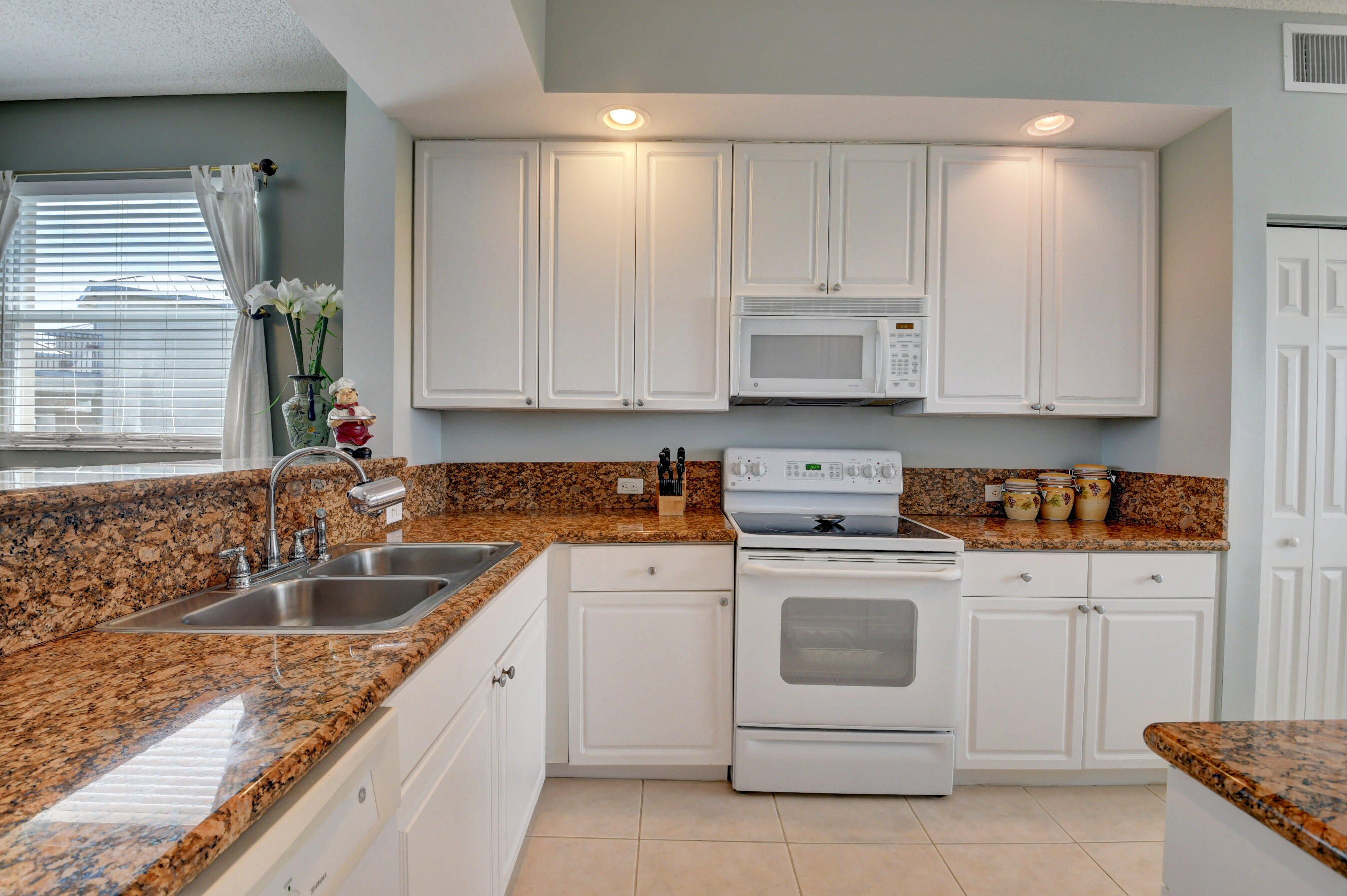 26 Royal Palm Way, Unit 506 Boca Raton, FL 33432 - Photo 11 of 57 23_dsc_9248_49_50_51_52