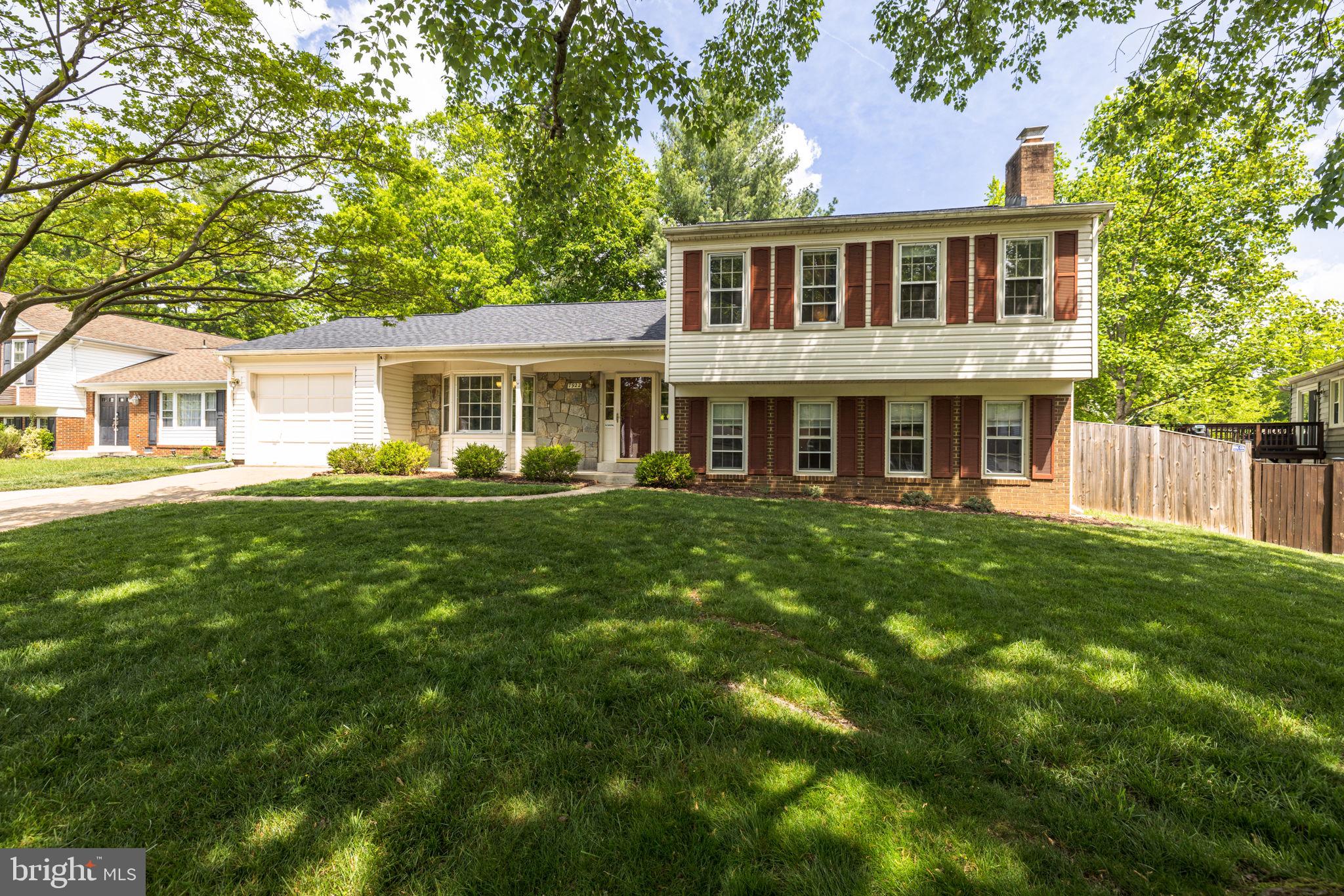 7922 Richfield Road Springfield, VA 22153 - Photo 1 of 27 Front