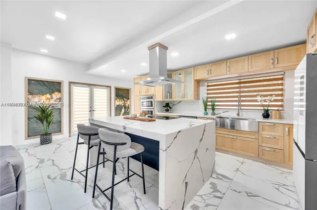 $10,000 | 4708 Alton Road, Miami Beach, FL 33140