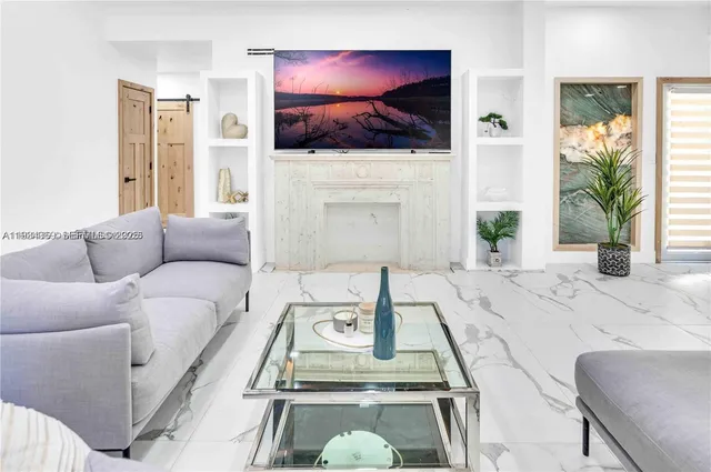 $10,000 | 4708 Alton Road, Miami Beach, FL 33140