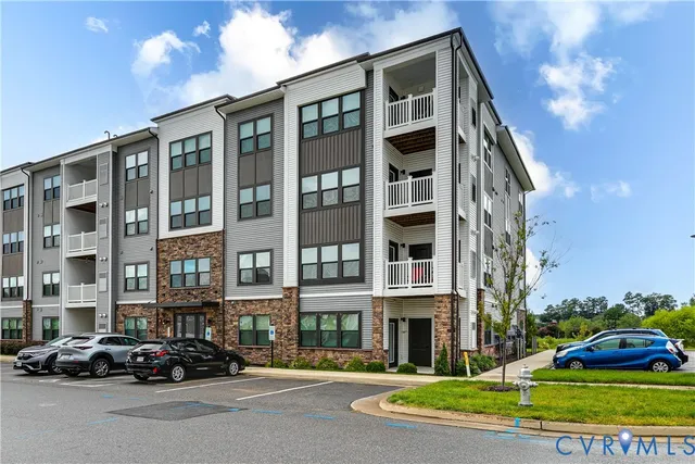 $299,925 | 3900 Maze Runner Drive, Unit 206, Midlothian, VA 23112