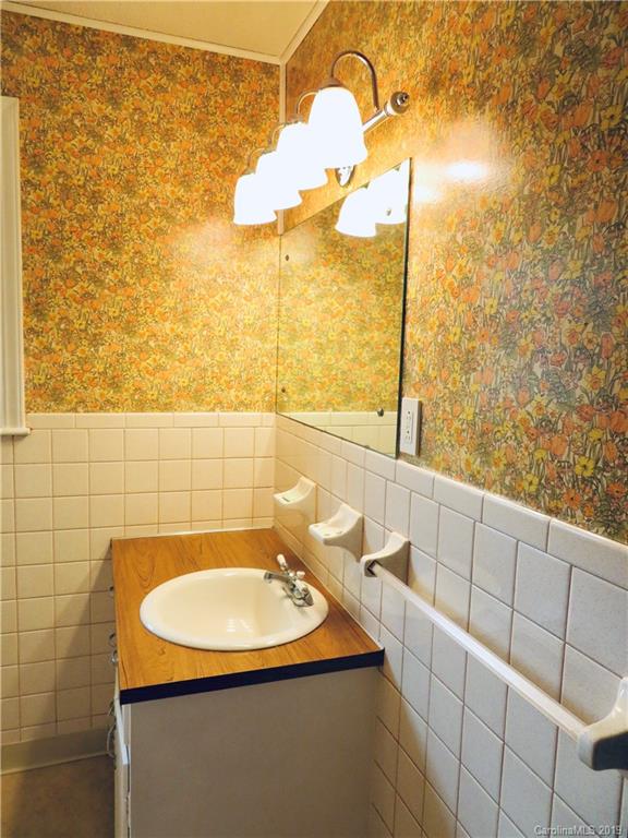 1420 Jenkins Road Gastonia, NC 28052 - Photo 11 of 21 Gallery Image 11