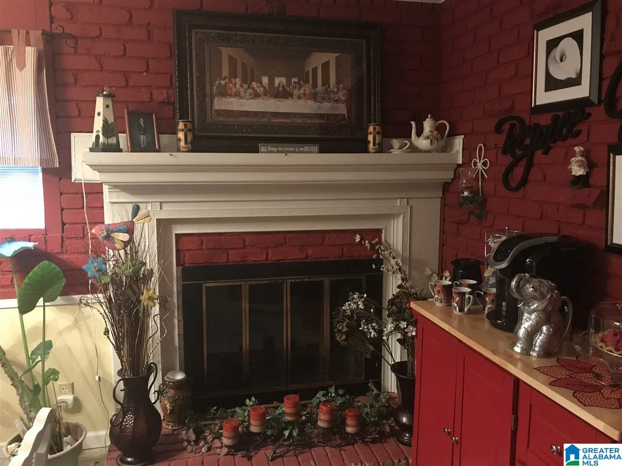625 5th Street Southwest Graysville, AL 35073 - Photo 8 of 25