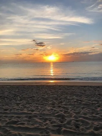 $2,350 | 1609 North Riverside Drive, Unit 902, Pompano Beach, FL 33062