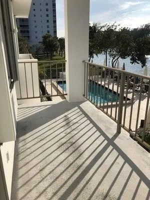 $2,350 | 1609 North Riverside Drive, Unit 902, Pompano Beach, FL 33062