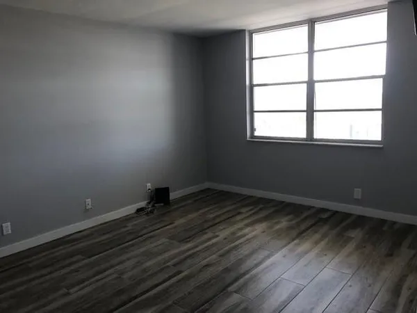 $2,350 | 1609 North Riverside Drive, Unit 902, Pompano Beach, FL 33062