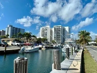 $2,350 | 1609 North Riverside Drive, Unit 902, Pompano Beach, FL 33062