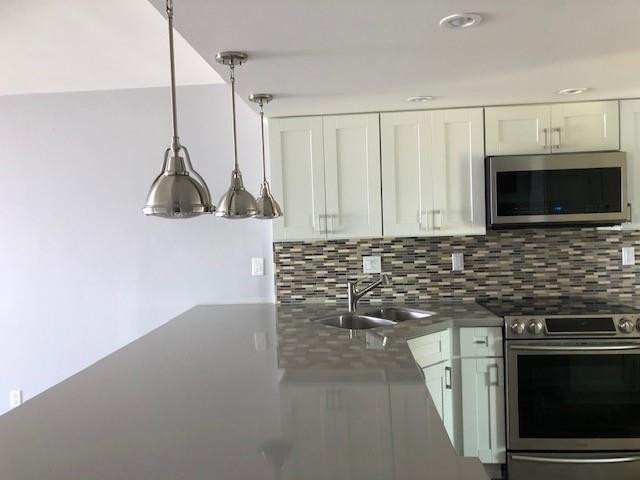 1609 North Riverside Drive, Unit 902 Pompano Beach, FL 33062 - Photo 6 of 66 Photo 6