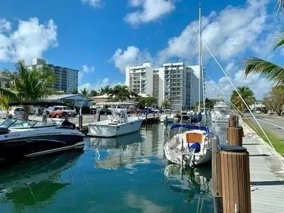 $2,350 | 1609 North Riverside Drive, Unit 902, Pompano Beach, FL 33062