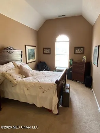 $325,000 | 1268 South Lake Drive, Hernando, MS 38632