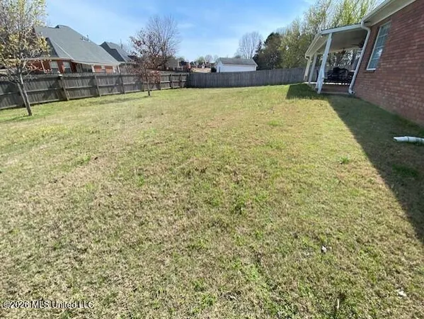 $325,000 | 1268 South Lake Drive, Hernando, MS 38632