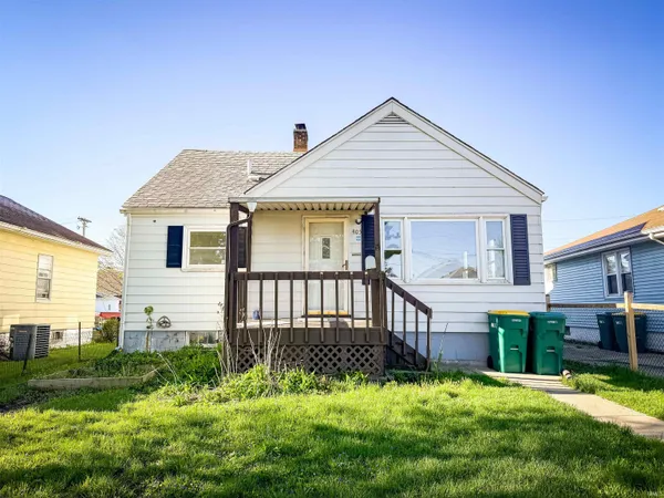 $179,900 | 405 West 13th Street, Mishawaka, IN 46544