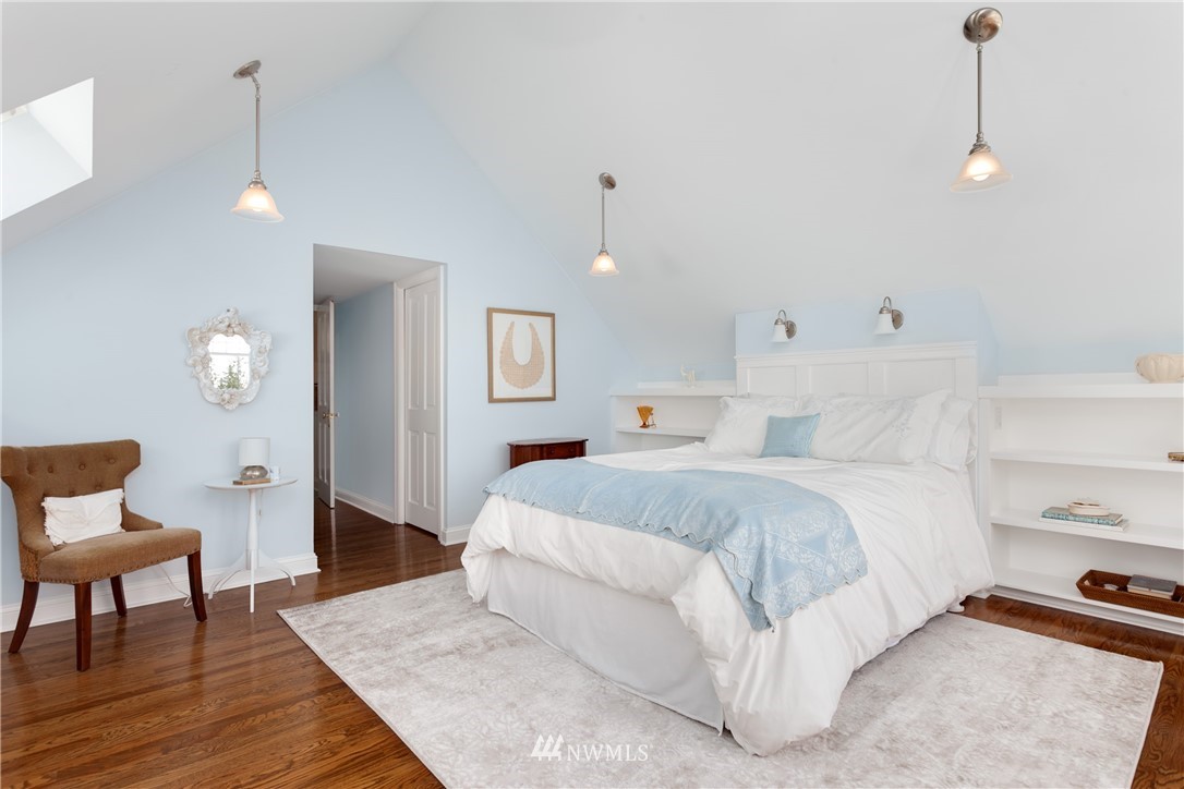 9601 42nd Avenue Southwest Seattle, WA 98136 - Photo 11 of 24 Gallery Image 11