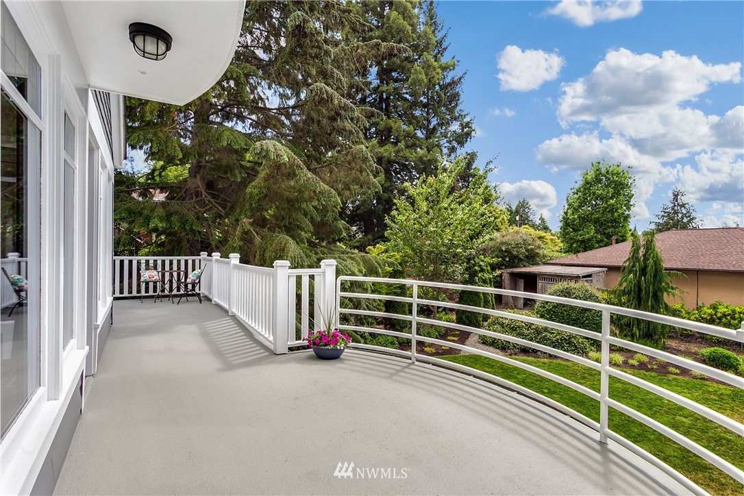 9601 42nd Avenue Southwest Seattle, WA 98136 - Photo 20 of 24 Gallery Image 20
