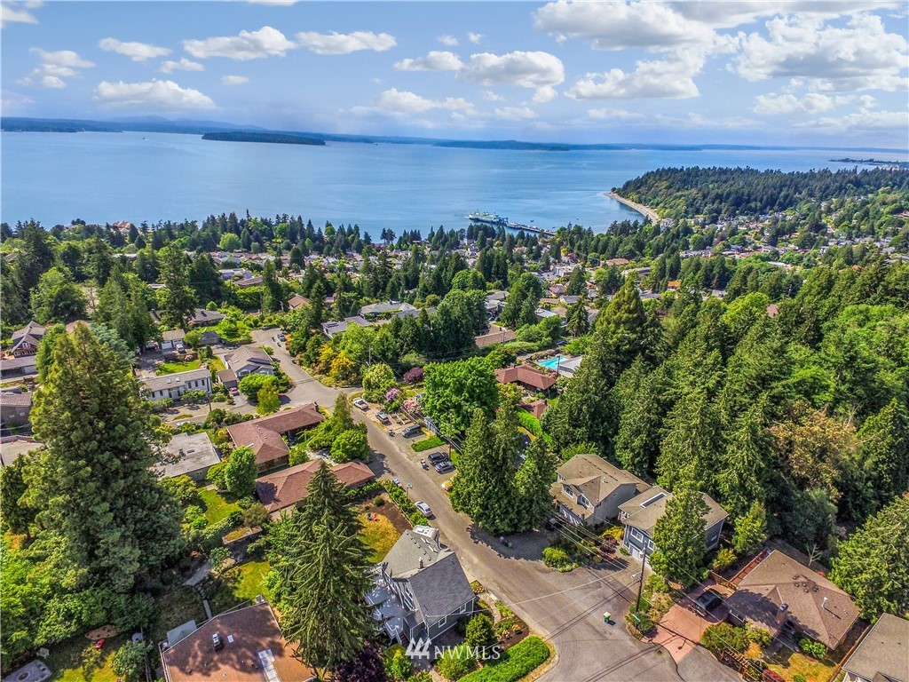 9601 42nd Avenue Southwest Seattle, WA 98136 - Photo 23 of 24 Gallery Image 23
