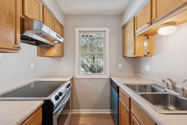 $639,900 | 5580 Shorewood Lane, Excelsior, MN 55331