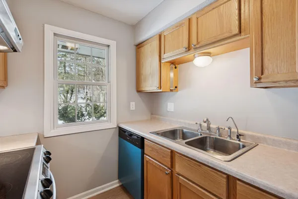 $639,900 | 5580 Shorewood Lane, Excelsior, MN 55331