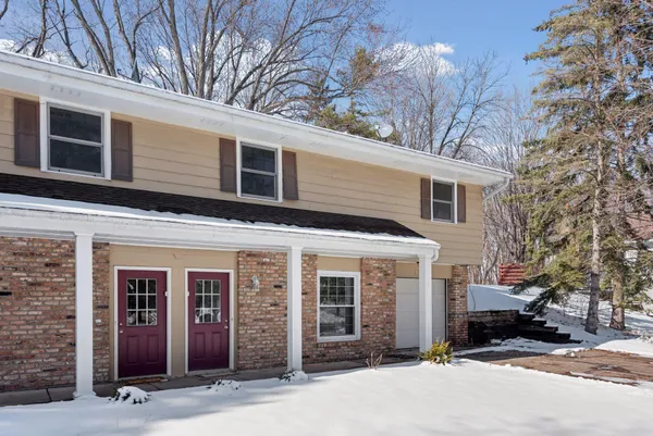 $639,900 | 5580 Shorewood Lane, Excelsior, MN 55331