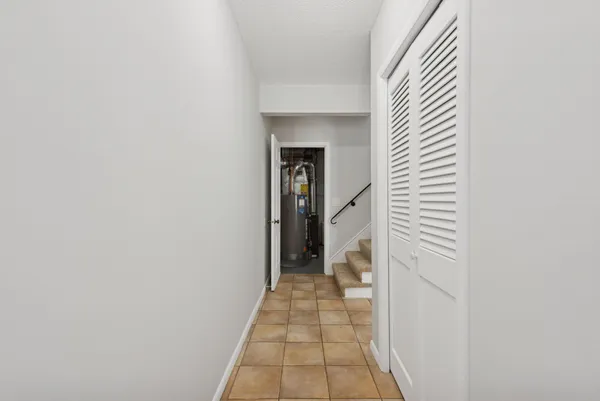 $639,900 | 5580 Shorewood Lane, Excelsior, MN 55331