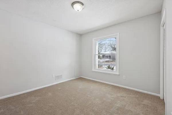 $639,900 | 5580 Shorewood Lane, Excelsior, MN 55331