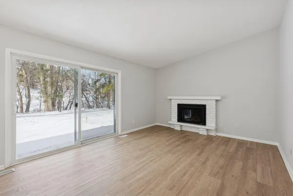 $639,900 | 5580 Shorewood Lane, Excelsior, MN 55331