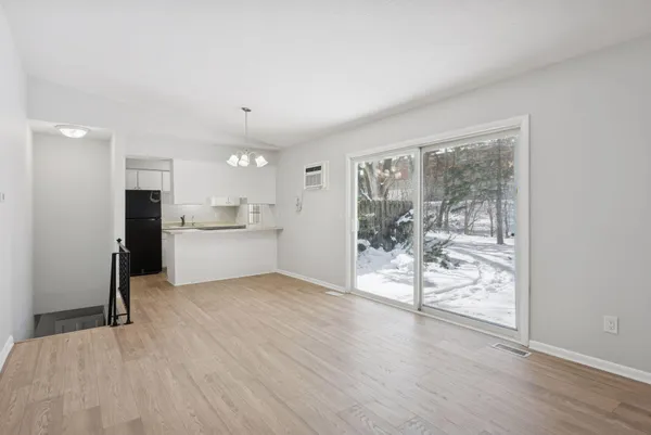 $639,900 | 5580 Shorewood Lane, Excelsior, MN 55331