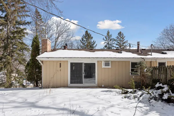 $639,900 | 5580 Shorewood Lane, Excelsior, MN 55331