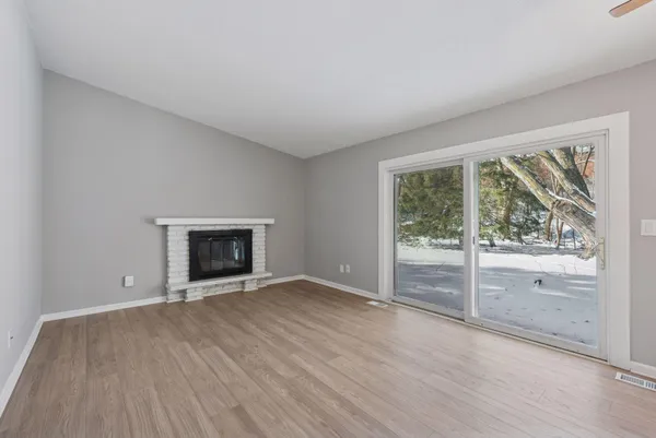 $639,900 | 5580 Shorewood Lane, Excelsior, MN 55331