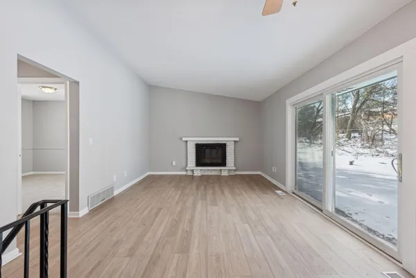 $639,900 | 5580 Shorewood Lane, Excelsior, MN 55331