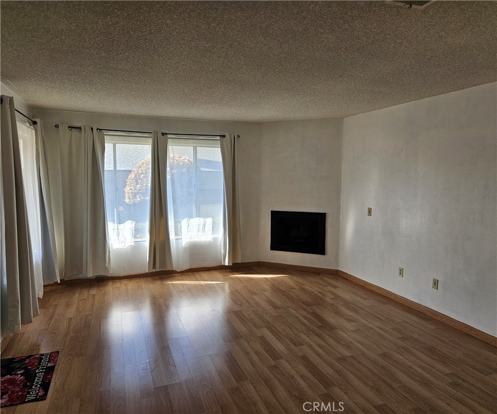 2891 Canyon Crest Drive, Unit 72 Riverside, CA 92507 - Photo 2 of 11