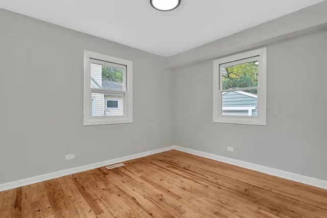 $287,900 | 1823 Evergreen Road, Homewood, IL 60430