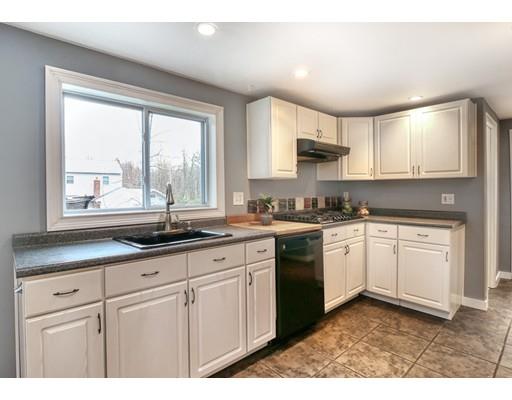 157 Pearl Street Reading, MA 01867 - Photo 6 of 23