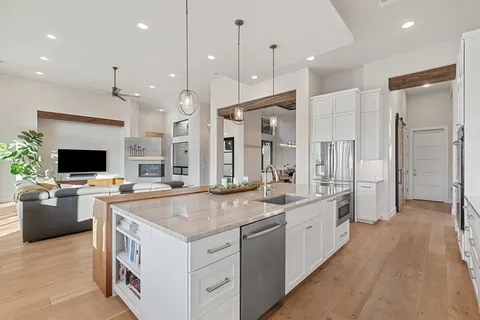 $1,750,000 | 12000 Preserve Vista Terrace, Austin, TX 78738