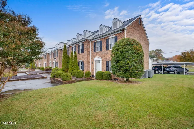 $199,000 | 1024 Konnarock Road, Unit 1024, Kingsport, TN 37664