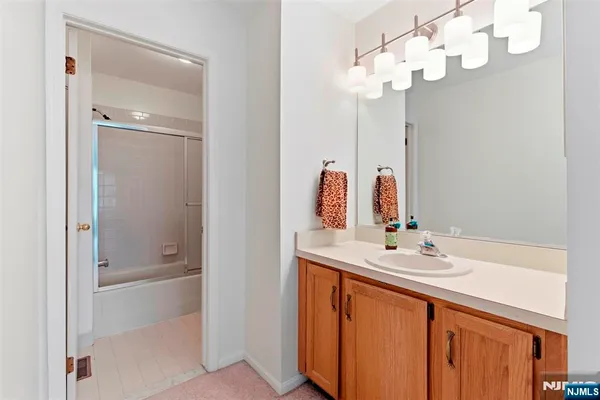 $499,000 | 85 Encampment Drive, Bedminster, NJ 07921