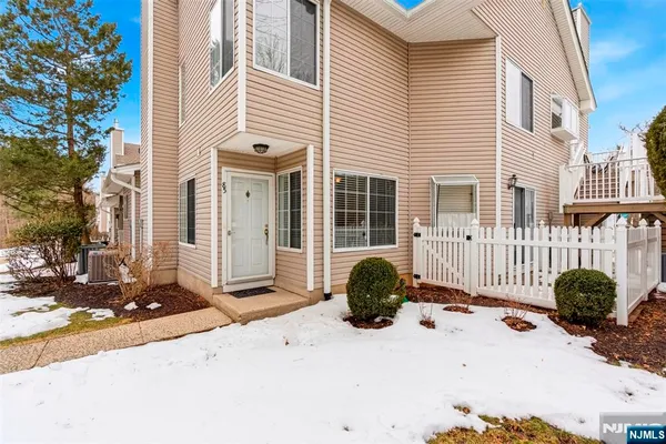 $499,000 | 85 Encampment Drive, Bedminster, NJ 07921
