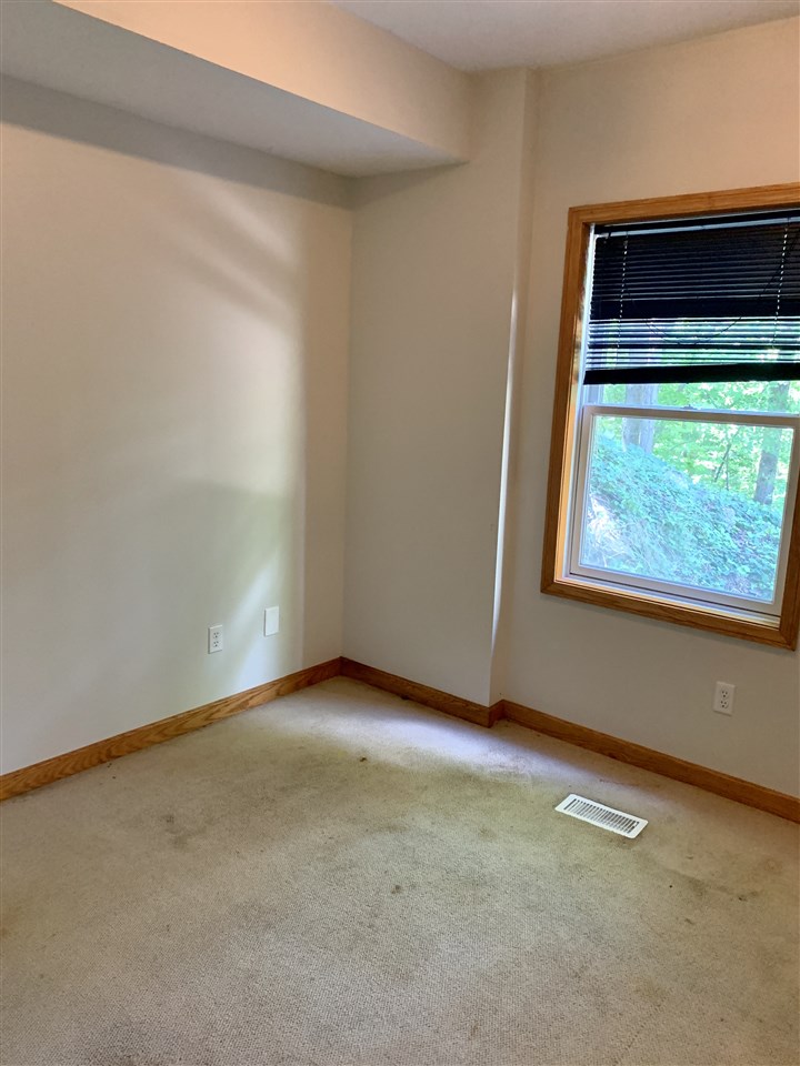 8955 Lovejoy Road Byron, MI 48418 - Photo 14 of 33