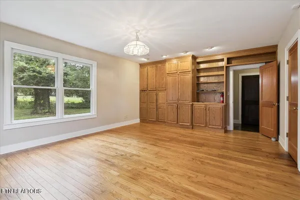 $575,000 | 3509 Tazewell Pike, Knoxville, TN 37918