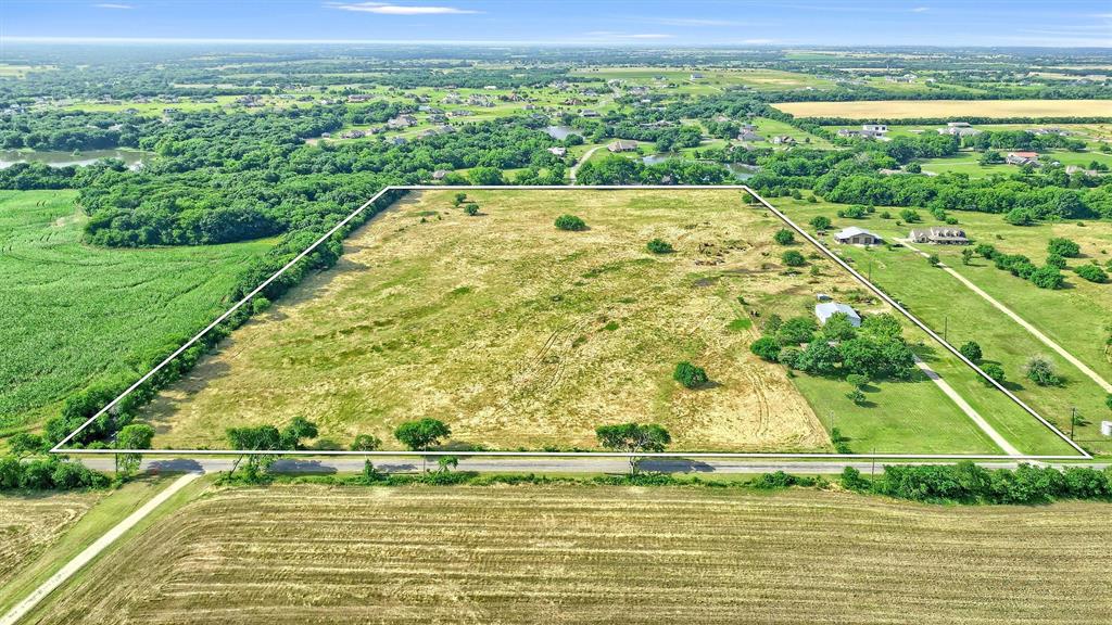 1730 Mackey Road Gunter, TX 75058 - Photo 5 of 21 a view of a big yard