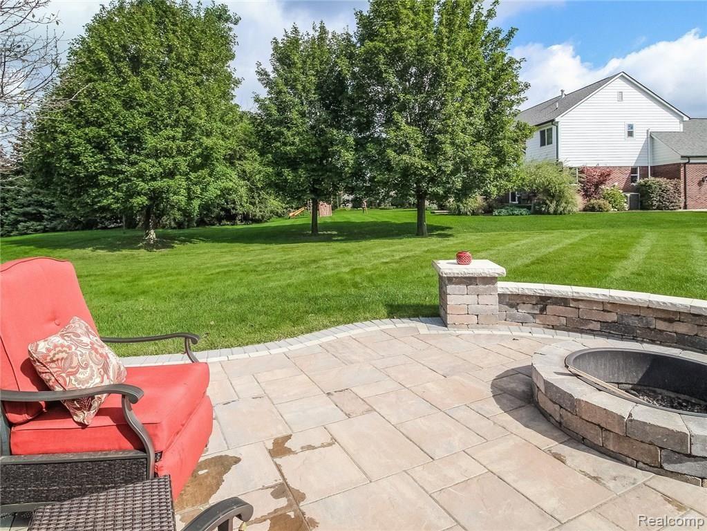 4197 Bold Meadows Rochester, MI 48306 - Photo 53 of 60 054-4745777-medium4x3.jpg