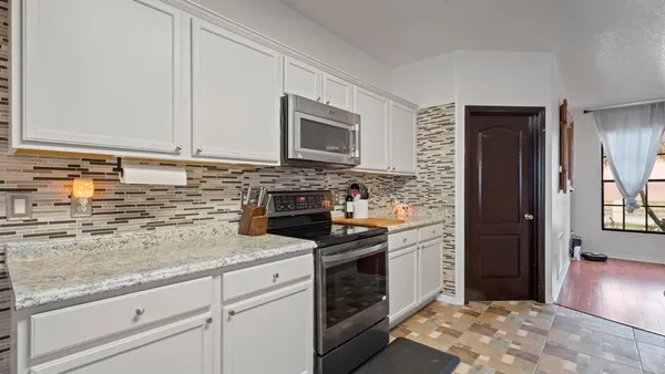 $515,000 | 2819 Village Pine Terrace, Orlando, FL 32833