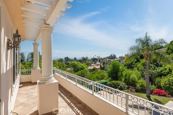$3,950,000 | 30665 Palos Verdes Drive East, Rancho Palos Verdes, CA 90275