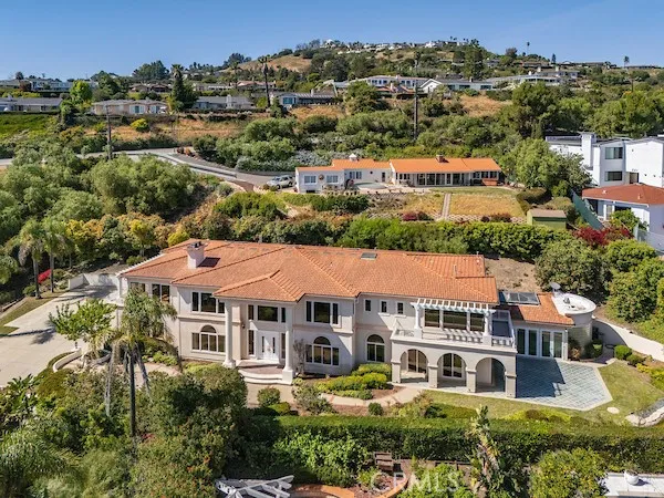 $3,950,000 | 30665 Palos Verdes Drive East, Rancho Palos Verdes, CA 90275