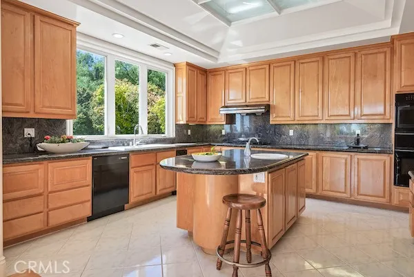 $3,950,000 | 30665 Palos Verdes Drive East, Rancho Palos Verdes, CA 90275