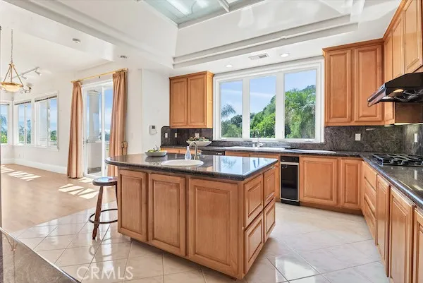 $3,950,000 | 30665 Palos Verdes Drive East, Rancho Palos Verdes, CA 90275