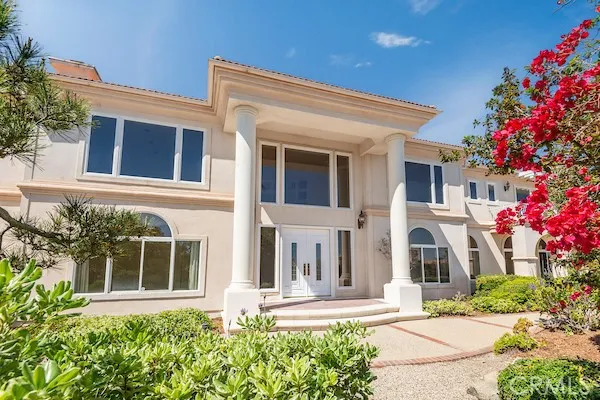 $3,950,000 | 30665 Palos Verdes Drive East, Rancho Palos Verdes, CA 90275